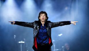 Mick Jagger mora na operacijo srca #video