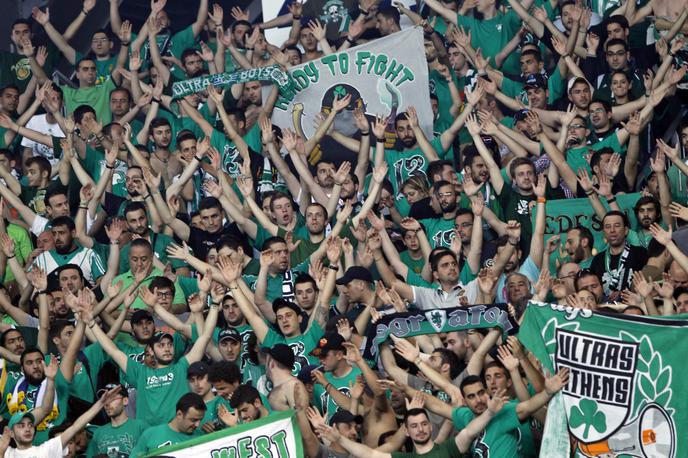 Panathinaikos - navijači | Prostori navijačev Panathinaikosa so bili napadeni že večkrat v preteklosti. | Foto Reuters