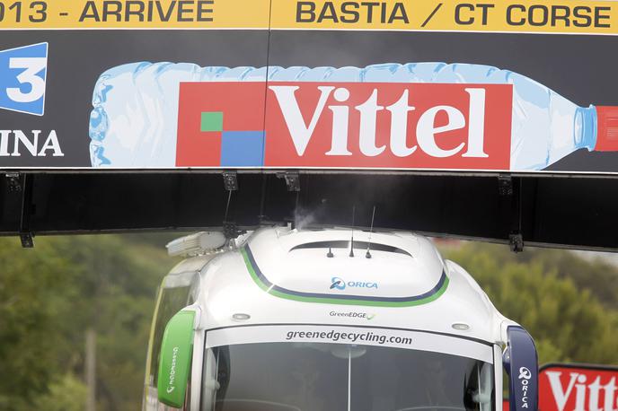 Skok v preteklost, TDF 2013 | Uvodno etapo jubilejnega stotega Toura je močno zaznamoval dogodek s ciljne črte. | Foto Guliverimage