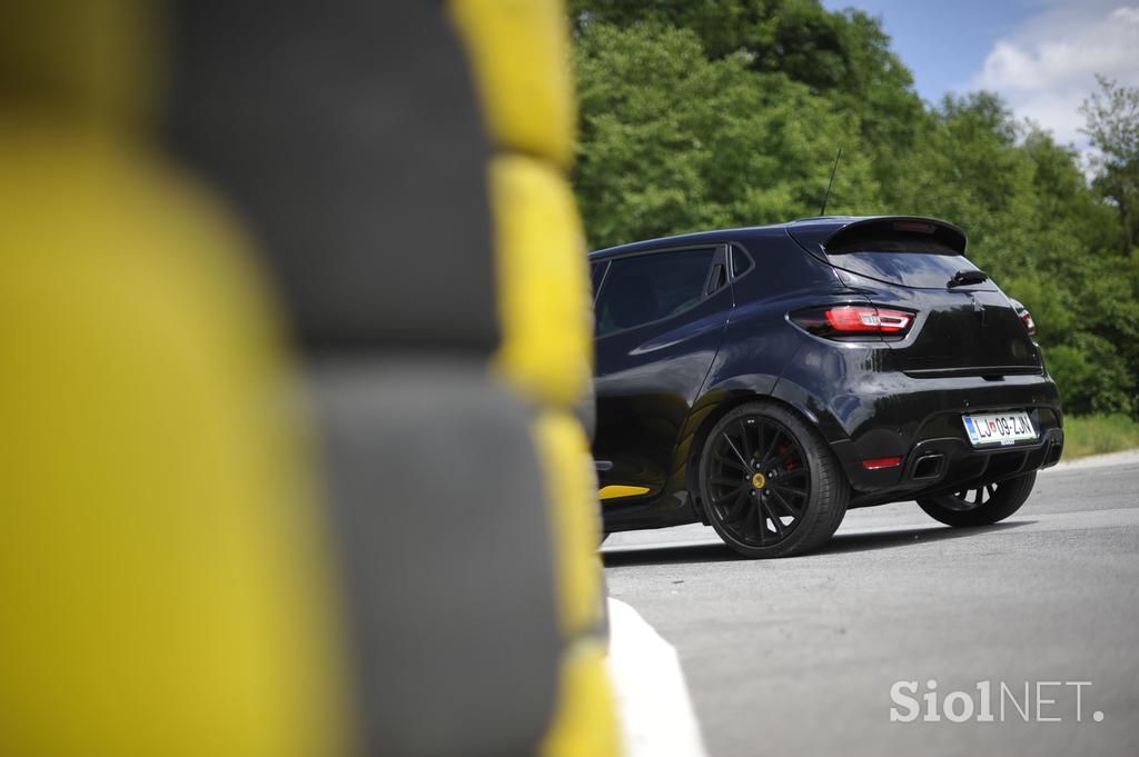 Renault Clio RS 18