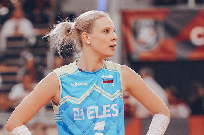 Eva Mori | Eva Mori se veseli prvega naziva najboljše odbojkarice. | Foto CEV