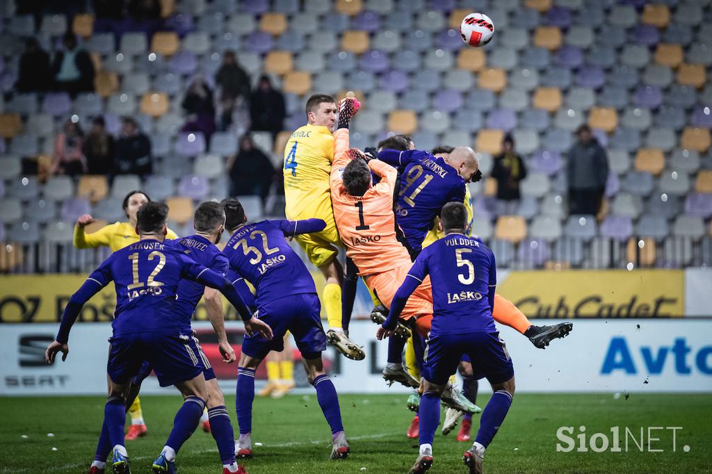 NK Maribor : NK Domžale, 1. SNL