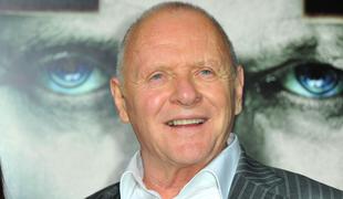 Anthony Hopkins na snemanju tega filma ni mogel zadrževati smeha