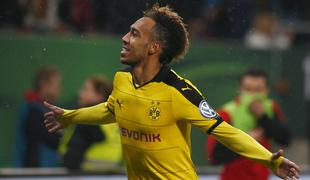 Aubameyang v nebesih, Toure besen kot ris 