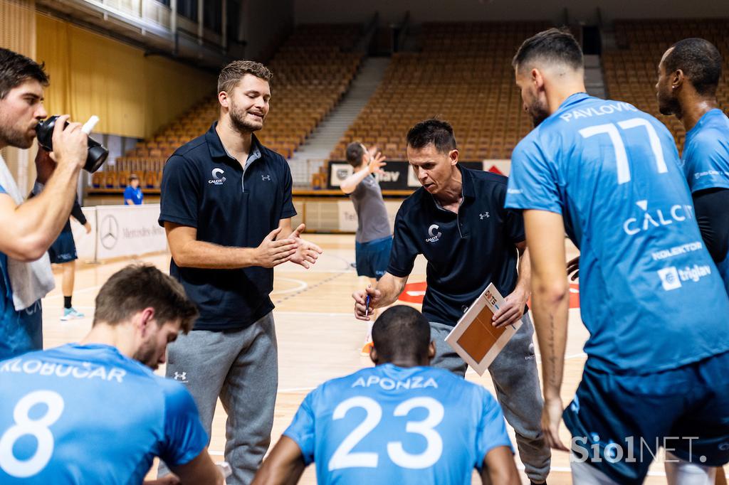 1. DOL: ACH Volley - Calcit Volley