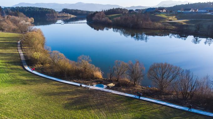 Urejanje pohodnih poti okrog Šmartinskega jezera (Foto: Jan Grušovnik)  | Foto: 