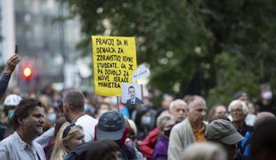 Tokratni protesti v znamenju odločnih ženskih glasov