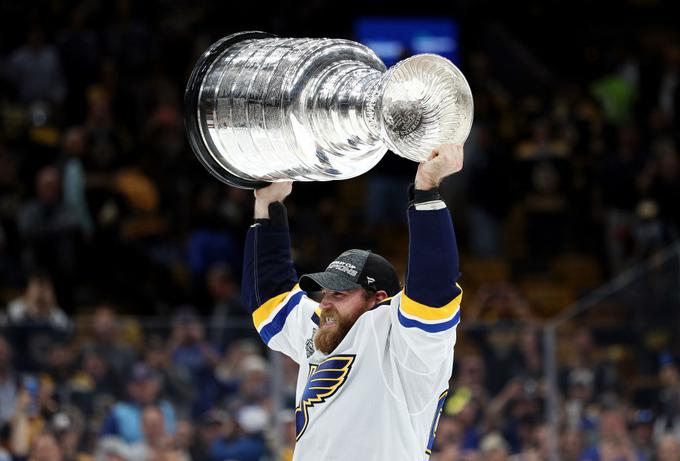 Ryan O'Reilly je bil izbran za najkoristnejšega igralca finalne serije. | Foto: Getty Images