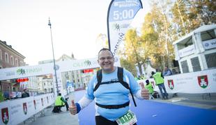 V Ljubljani zajčki prvič tudi za pet ur, Matko Jasmini pomagal skozi maratonski krst #foto