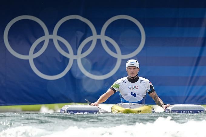 Peter Kauzer na štartu svojega zadnjega olimpijskega slaloma, ki se je končal s sporno sodniško odločitvijo. | Foto: www.alesfevzer.com