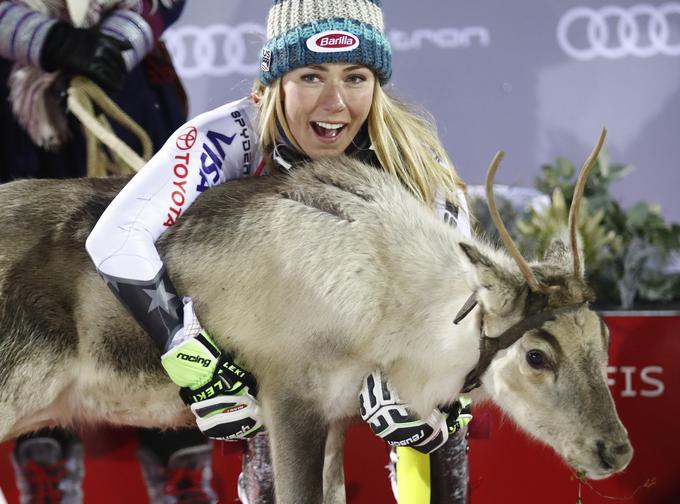 Američanka Mikaela Shiffrin si je na Laponskem ustvarila lepo čredo severnih jelenov.  | Foto: Guliverimage