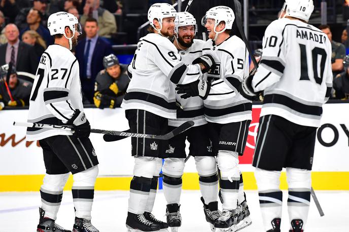 La Kings | Hokejisti Los Angeles Kings so visoko, s 5:2, premagali Viteze iz Las Vegasa. | Foto Reuters