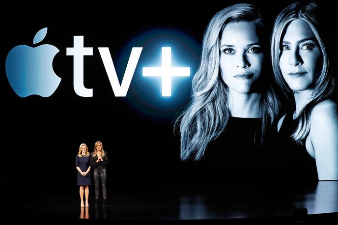 Apple TV | Z Applom bosta pri razvoju novih televizijskih vsebin sodelovali tudi superzvezdnici Jennifer Aniston in Reese Witherspoon. | Foto Reuters