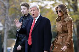 Barron Trump pri 13 letih že višji od 190 centimetrov? #video