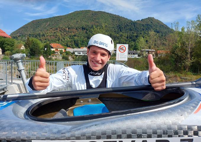 Žiga Lin Hočevar je na uvodni tekmi za reprezentanco presenetil s svojimi vožnjami. Petnajstletniku se nasmiha mesto v članski reprezentanci. | Foto: Boštjan Boh