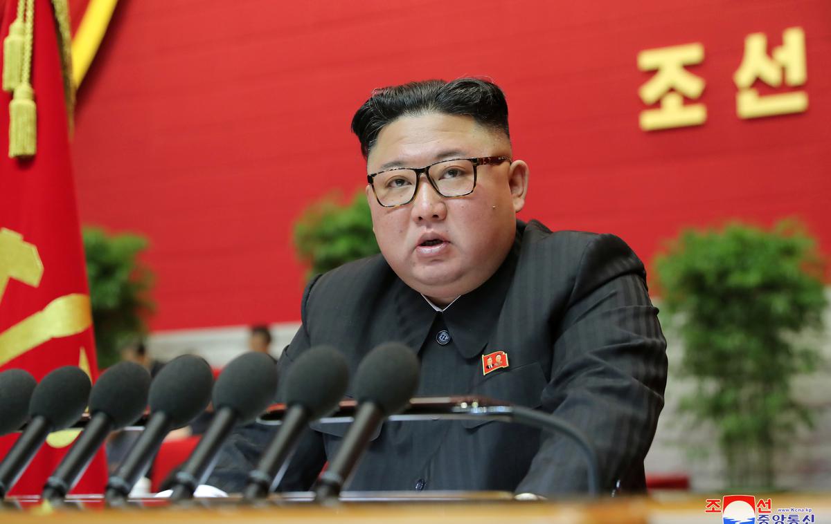 Kim Džong Un | Kimova sestra in svetovalka Kim Yo-Jong je v četrtek nakazala, da je severnokorejski voditelj med izbruhom epidemije zbolel tudi sam. | Foto Reuters