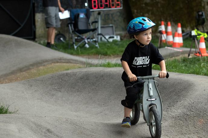 kolopark | Kolopark obiščejo tudi najmlajši, ki grbine usvajajo s poganjalčki.  | Foto Kolesarsko društvo Rajd