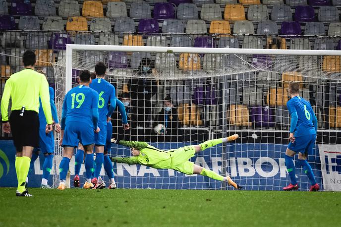 Slovenija : Rusija, slovenska nogometna reprezentanca do 21 let | Slovenci so remizirali z Rusi. | Foto Blaž Weindorfer/Sportida