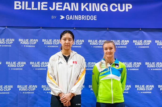 Xinyu Wang in Nina Potočnik | Nina Potočnik bo v petek igrala proti Xinyu Wang. | Foto Matic Klanšek Velej/Sportida