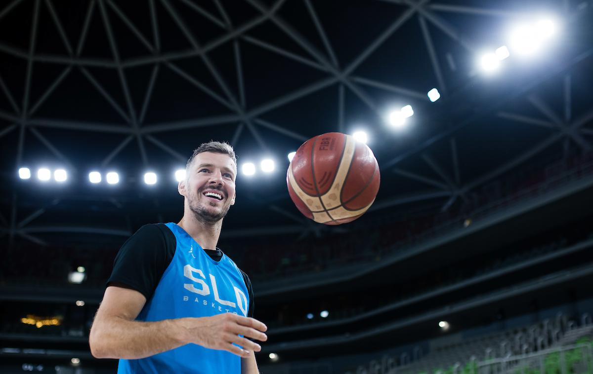 slovenska košarkarska reprezentanca trening, Goran Dragić | Danes ob 20.15 bo v Stožicah težko pričakovana košarkarska tekma med Slovenijo in Hrvaško. To bo tudi zadnja reprezentančna tekma Gorana Dragića pred domačimi navijači.  | Foto Grega Valančič/Sportida