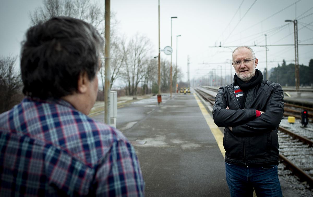 Aleksander Zadel | "Ko je možno posameznika prestrašiti na način, da nekdo na račun njegove varnosti, zdravja ali svobode kuje mastne dobičke, dobite vnetljivo zmes. Ta obrača posameznikovo pozornost od relevantnih, pomembnih vsebin k sicer obskurnim temam." | Foto Ana Kovač