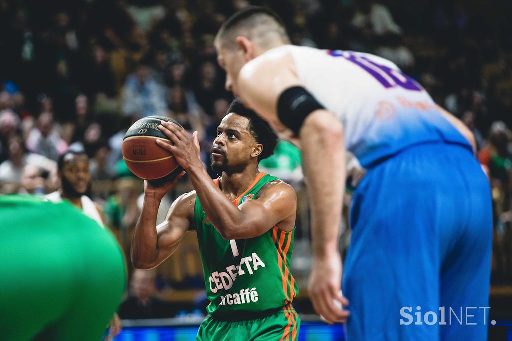 Liga ABA, četrtfinale: Cedevita Olimpija - Igokea, Tivoli