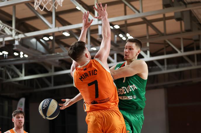 Cedevita Olimpija Gregor Glas | Gregor Glas je v polfinalu dosegel 28 točk. | Foto Filip Barbalić/www.alesfevzer.com