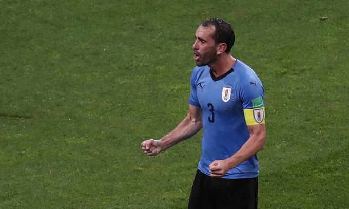 Diego Godin je steber obrambe Urugvaja. | Foto: Reuters