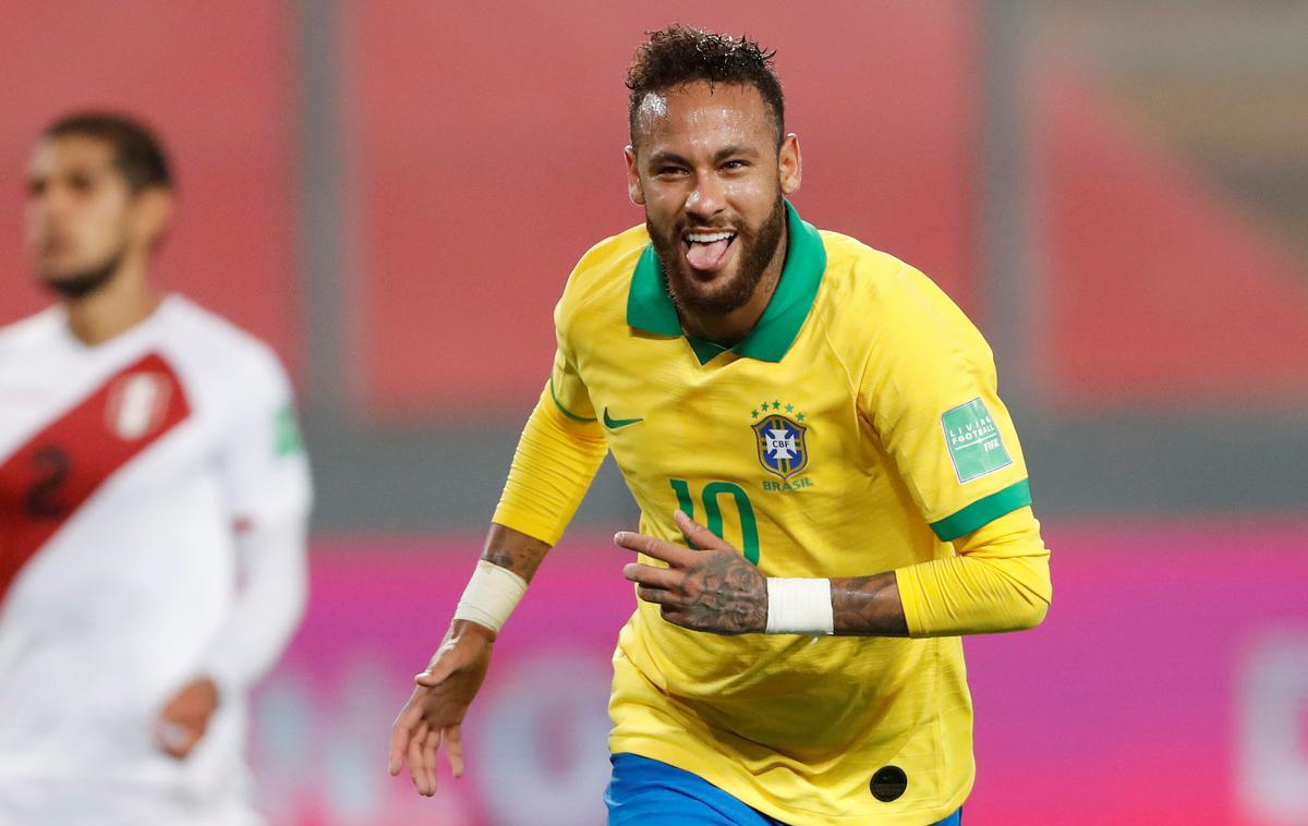 Neymar Brazilija | Neymar je na večni lestvici prehitel slovitega rojaka Ronalda. | Foto Reuters