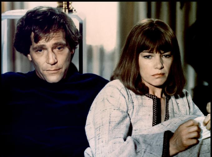 Glenda Jackson (desno) v filmu A Touch of Class | Foto: Profimedia