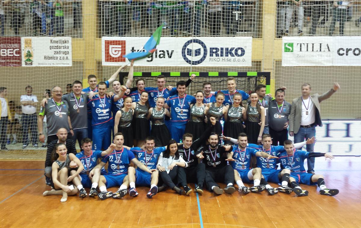 ribnica pokal | Foto L. G.