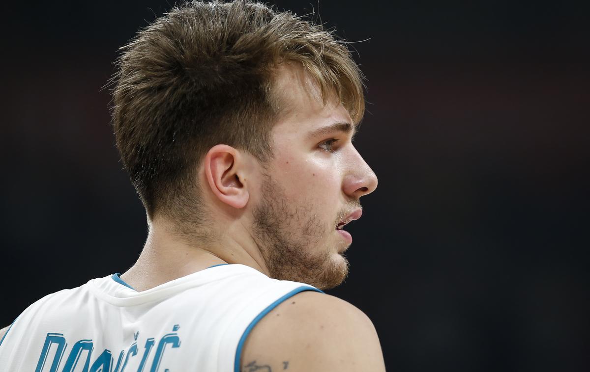 Luka Dončić | Prav na današnji dan pred dvema letoma je Luka Dončić s soigralci pri Real Madridu visoko izgubil prvo tekmo četrtfinala Evrolige. Od takrat naprej kraljevi klub ni izgubil tekme in se je povzpel na vrh Evrope. | Foto Getty Images