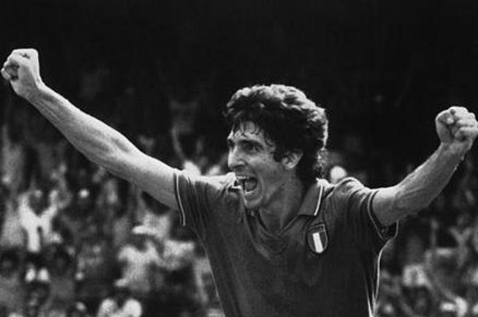 Paolo Rossi | Nekdanji italijanski nogometni zvezdnik Paolo Rossi je v klubski karieri nosil dres Coma, Vicenze, Perugie, Juventusa, Milana in Verone, pri kateri je leta 1987 končal kariero. | Foto Gulliver/Getty Images