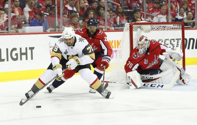 Ryan Reaves pravi, da bo na naslednji tekmi treba že od prve minute zaigrati bolje. "To je finale lige NHL, takšne igre si ne smemo več privoščiti." | Foto: Reuters