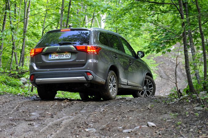 Mitsubishi outlander AWD S-AWC - test | Foto: Jure Gregorčič