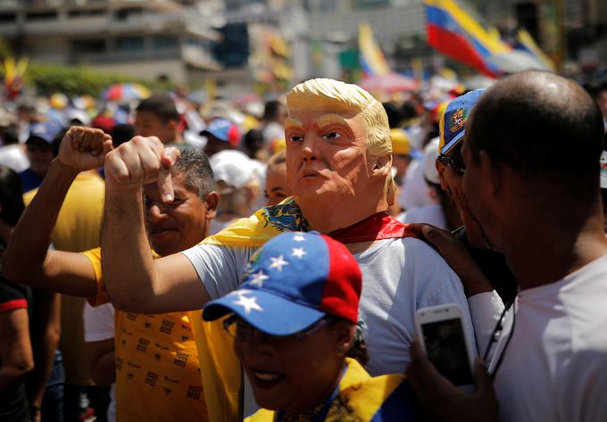 Venezuelska opozicija in nasprotniki socialistične venezuelske oblasti so bili prepričani, da je Donald Trump njihov zaveznik. | Foto: Reuters