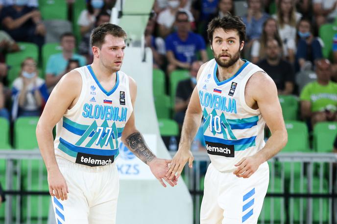 Mike Tobey | Luka Dončić in Mike Tobey sta bila v kvalifikacijah nezaustavljiva kombinacija. | Foto Vid Ponikvar