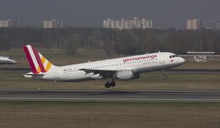 Na jugu Francije strmoglavil airbus 320 (video)