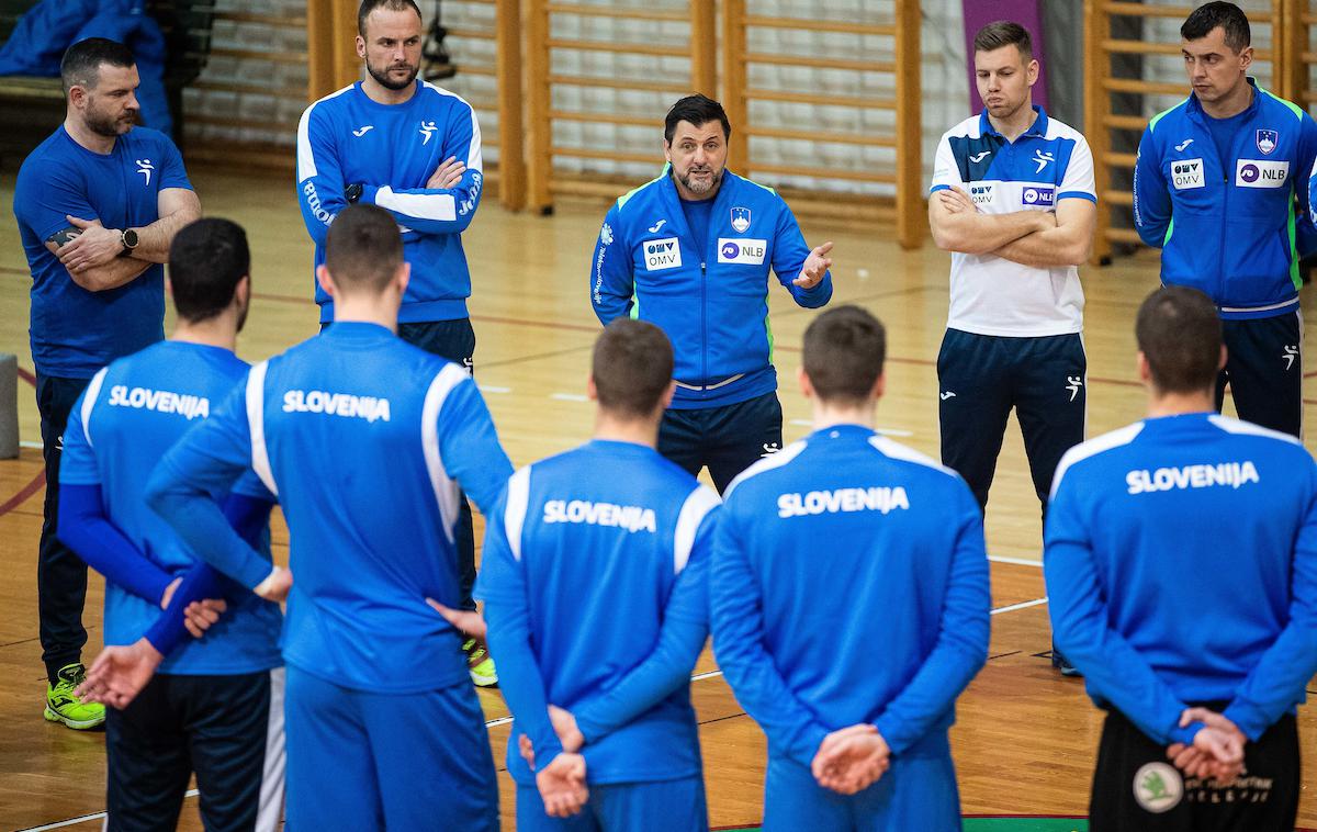 Slovenska rokometna reprezentanca Ljubomir Vranješ | Ljubomir Vranješ in slovenska rokometna reprezentanca. | Foto Grega Valančič/Sportida