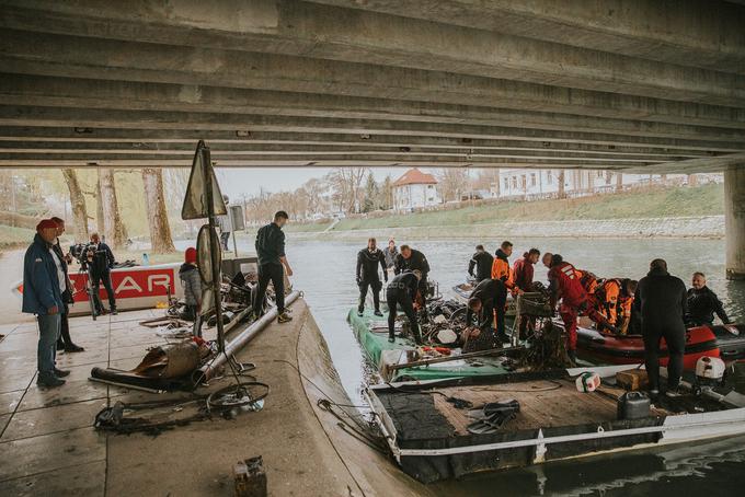 Čiščenje Ljubljanice | Foto: Propiar