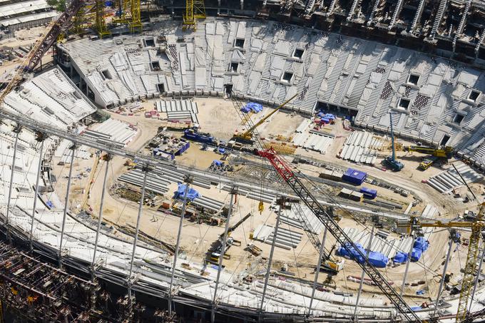 "V zelo težkih pogojih so delali na stadionih, ostali infrastrukturi ter hotelskih namestitvah. To si bomo zapomnili med vsemi našimi aktivnostmi v Katarju. Vsem je jasno, da je treba te pogoje resnično izboljšati," pravi Virgil Van Dijk. | Foto: Guliverimage/Vladimir Fedorenko