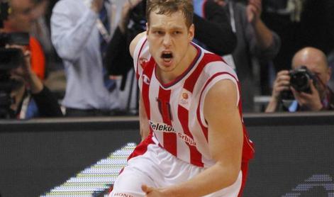 Jaka Blažič s trojko kariere navijače Crvene zvezde spravil v delirij (video)