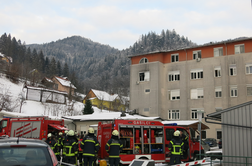 V jeseniški bolnišnici zagorelo zaradi uporabe vžigalnika #video