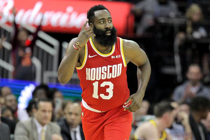 James Harden je ob zmagi Houstona nad Indiano dosegel 44 točk. | Foto: Reuters