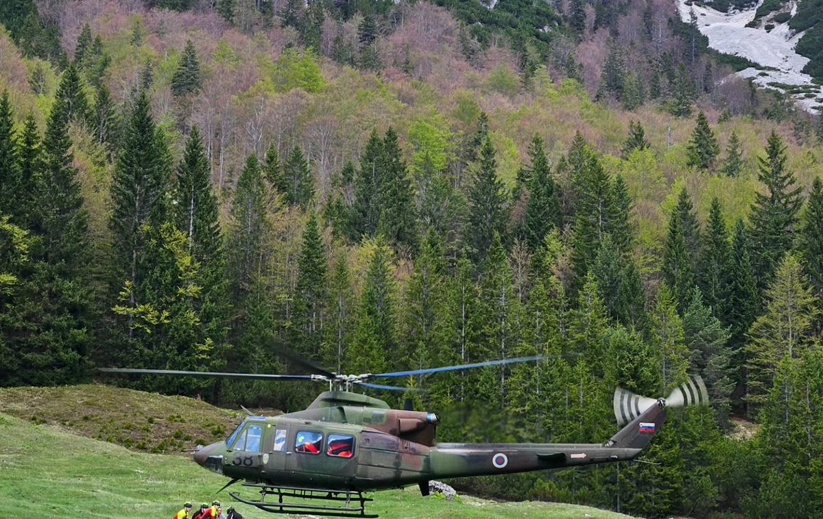 Reševalna akcija strmoglavljenega letala | Foto GRS Bovec