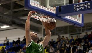 Olimpija v drugem polčasu strla odpor Heliosa