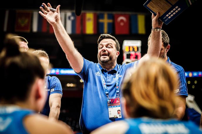 Damir Grgić | Damir Grgić bo še naprej vodil slovensko žensko člansko reprezentanco. | Foto Vid Ponikvar