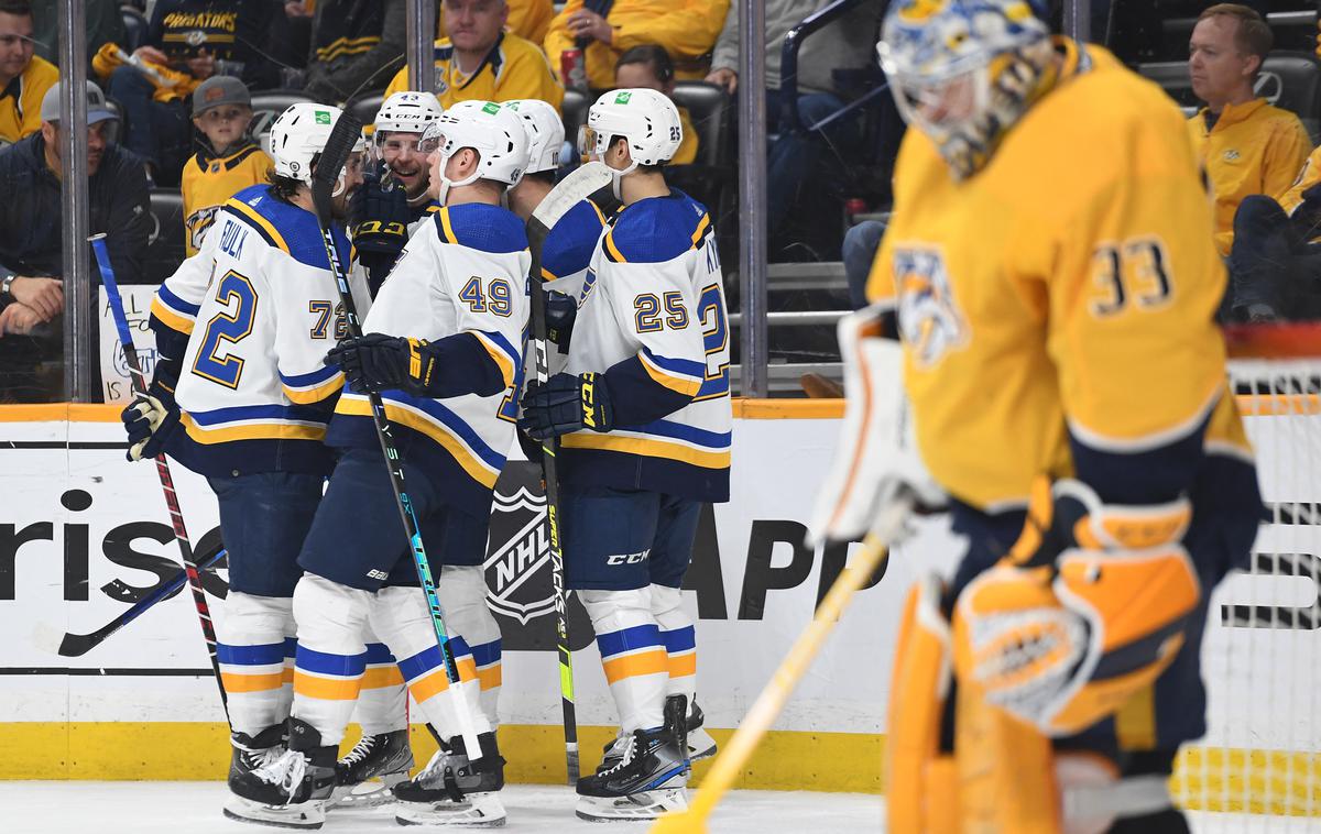 St Louis Blues | St. Louis Blues so samo v drugi tretjini dosegli sedem golov. | Foto Reuters