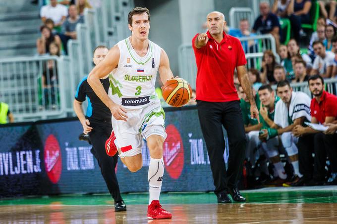 Goran Dragić prihaja v reprezentančni tabor, v katerem pa ni več Rupnika in Mahkovica. | Foto: Sportida