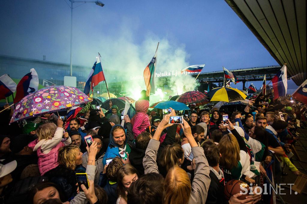 Brnik sprejem eurobasket 2017